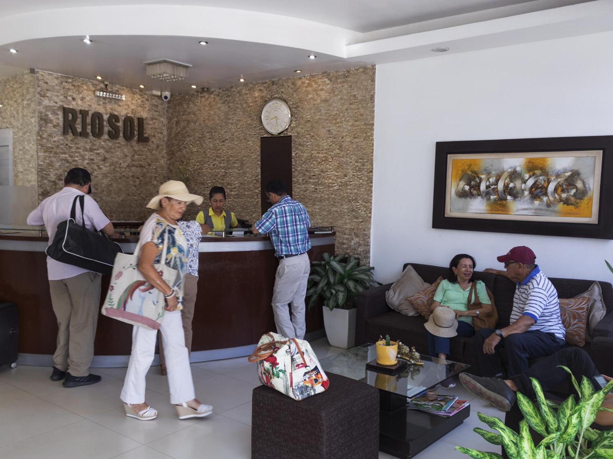Riosol Tarapoto Hotel מראה חיצוני תמונה